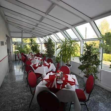 Hotel Buergerhof Hohenstein-Ernstthal Bagian luar foto