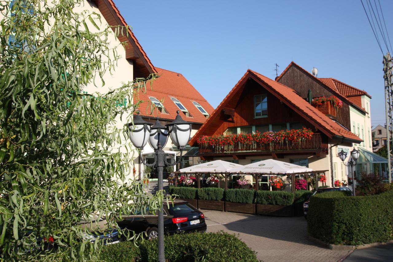 Hotel Buergerhof Hohenstein-Ernstthal Bagian luar foto